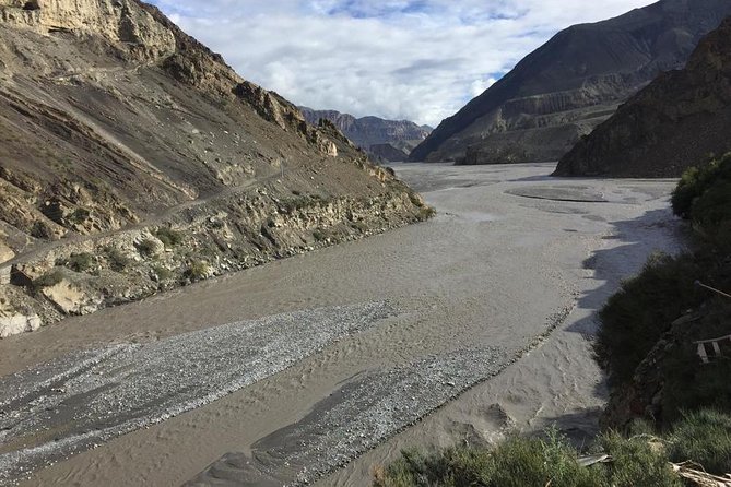 5 Days Adventures Lower Mustang Trip by 4WD Jeep - Day 1: Marpha Apple Village and the Big Climb Up