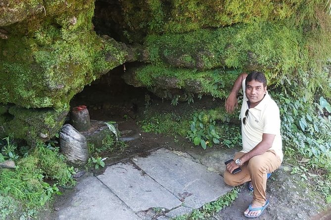 Guided Tour to explore the entire Pokhara City - Stop 4: Matepani Gumba and its hilltop monastery stairs