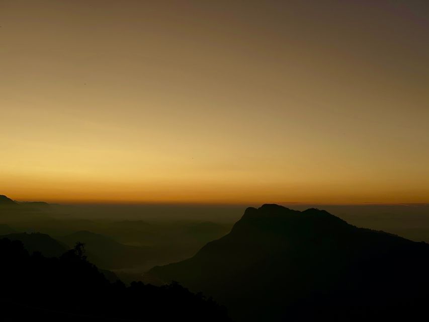 Pokhara:4-Day Ghorepani Poon Hill Guided Trek via Ghandruk - Where You’ll Stay and Eat: Tea Houses vs. Ghandruk Hotel