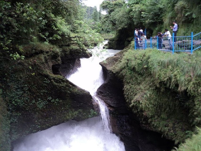 Pokhara: Pokhara Highlights Tour by Bus - World Peace Pagoda: the hilltop view you remember